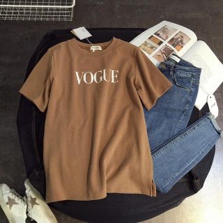 ディーホリック(dholic)のVOGUE ベーシックカラーコットンTシャツ モカブラウン 韓国カジュアル 新品(Tシャツ(半袖/袖なし))