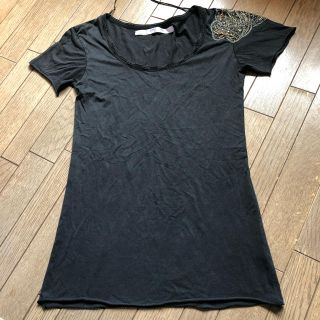 ザラ(ZARA)のzara ザラ ビジュー 半袖 ダメージ加工 カットソー Tシャツ 黒 M (カットソー(半袖/袖なし))