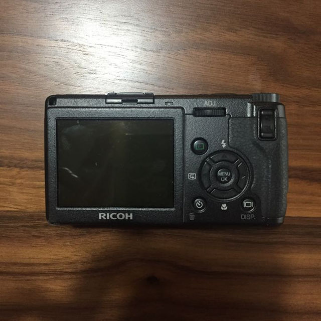 大放出 RICOH GR DIGITAL リコー ジーアール デジカメ 値下げ交渉可