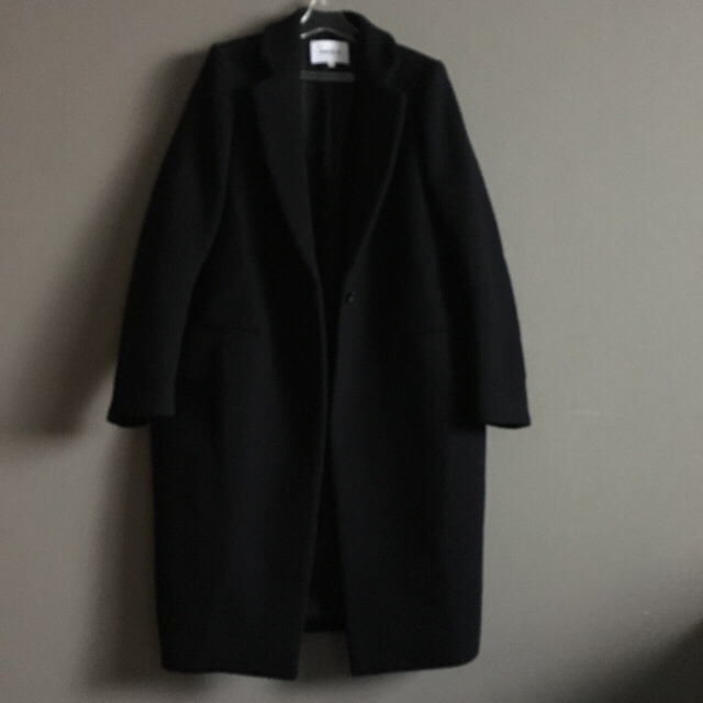 ENFOLD(エンフォルド)のENFOLD  コート  黒 レディースのジャケット/アウター(チェスターコート)の商品写真
