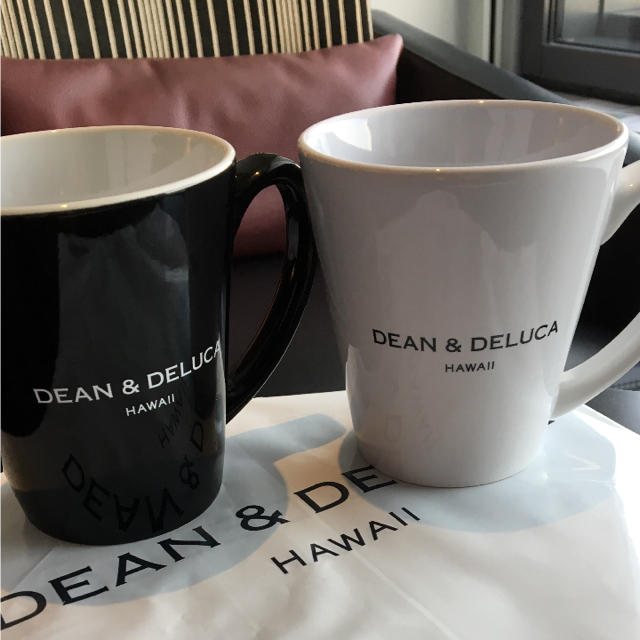 DEAN & DELUCA(ディーンアンドデルーカ)の【新品】DEAN&DELUCA ハワイ ペアマグカップ インテリア/住まい/日用品のキッチン/食器(グラス/カップ)の商品写真