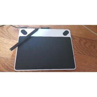 ワコム(Wacom)のワコム ペンタブレット Intuos Draw　CTL-490/W0(PC周辺機器)