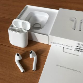 アップル(Apple)のAirPods 美品 正規品 純正品 Apple Watch iPhone(ヘッドフォン/イヤフォン)