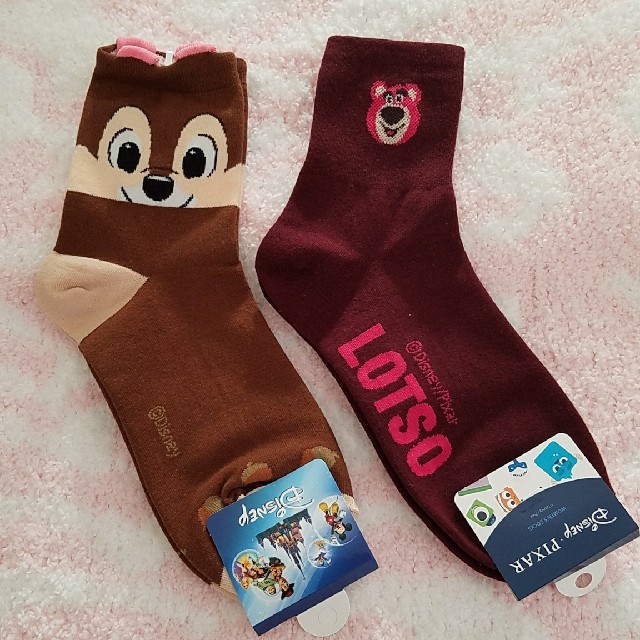 Disney(ディズニー)の♡新品! チップとロッツォの靴下♡ レディースのレッグウェア(ソックス)の商品写真