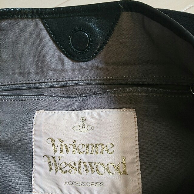 Vivienne Westwood(ヴィヴィアンウエストウッド)の【vivienne westwood】バッグ レディースのバッグ(ショルダーバッグ)の商品写真