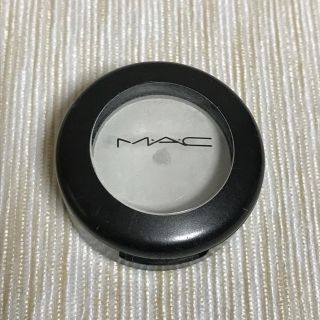 マック(MAC)の【値下げしました】MAC アイシャドウ 白(アイシャドウ)