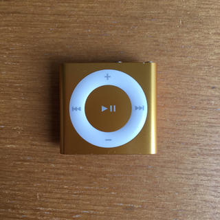 アップル(Apple)のApple iPod shuffle 第4世代 オレンジ(ポータブルプレーヤー)