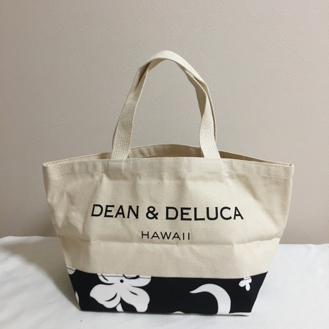 DEAN & DELUCA(ディーンアンドデルーカ)のめい様専用☆ DEAN＆DELUCA ハワイ限定 Sサイズ レディースのバッグ(トートバッグ)の商品写真