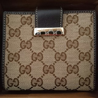 グッチ(Gucci)の【新品】GUCCI 二つ折り財布(財布)