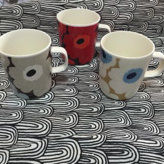 マリメッコ(marimekko)の新品 廃盤 限定 新作 マリメッコ マグカップ  3個 コーヒーカップ ラテマグ(グラス/カップ)