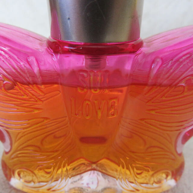 ANNA SUI(アナスイ)のANNA SUI  ♡SUI LOVE♡  30ml コスメ/美容の香水(香水(女性用))の商品写真