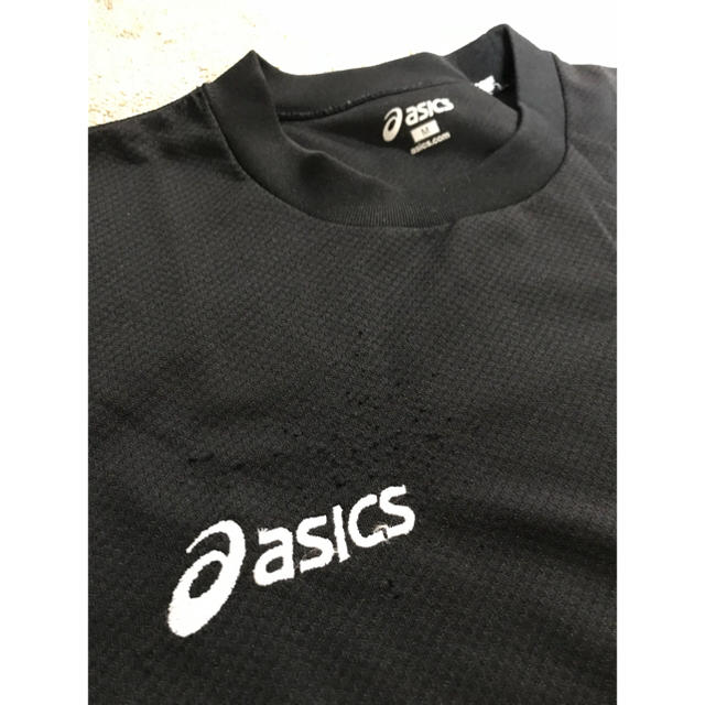 asics(アシックス)のasics アシックス ブラック シャツ メンズのトップス(Tシャツ/カットソー(半袖/袖なし))の商品写真