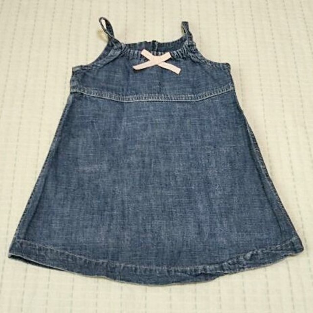 babyGAP(ベビーギャップ)のbaby GAP デニムワンピース 70 80 キッズ/ベビー/マタニティのベビー服(~85cm)(ワンピース)の商品写真