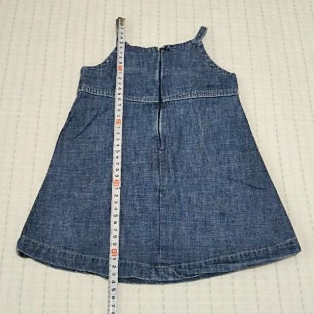 babyGAP(ベビーギャップ)のbaby GAP デニムワンピース 70 80 キッズ/ベビー/マタニティのベビー服(~85cm)(ワンピース)の商品写真