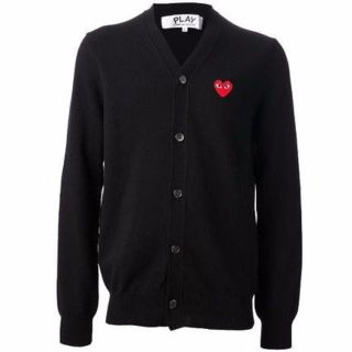 コムデギャルソン(COMME des GARCONS)のSサイズCOMMEdesGARCONS PLAYカーディガン　ブラック赤(カーディガン)