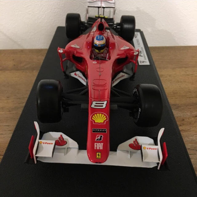 Ferrari(フェラーリ)のF1 フェラーリ 2010 モデルカー F10 フェルナンド・アロンソ エンタメ/ホビーのおもちゃ/ぬいぐるみ(ミニカー)の商品写真