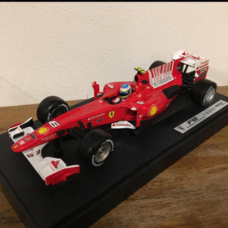 フェラーリ(Ferrari)のF1 フェラーリ 2010 モデルカー F10 フェルナンド・アロンソ(ミニカー)