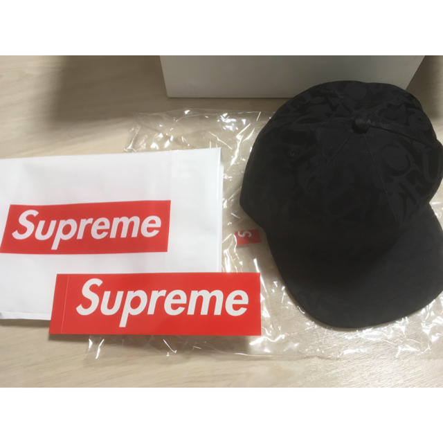 Supreme(シュプリーム)のシュプリーム キャップ オンライン購入品 新品未使用 メンズの帽子(キャップ)の商品写真