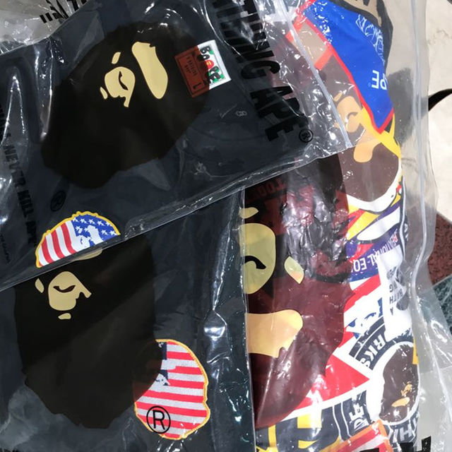 A BATHING APE(アベイシングエイプ)のBAPE PATCH MA-1 メンズのトップス(パーカー)の商品写真