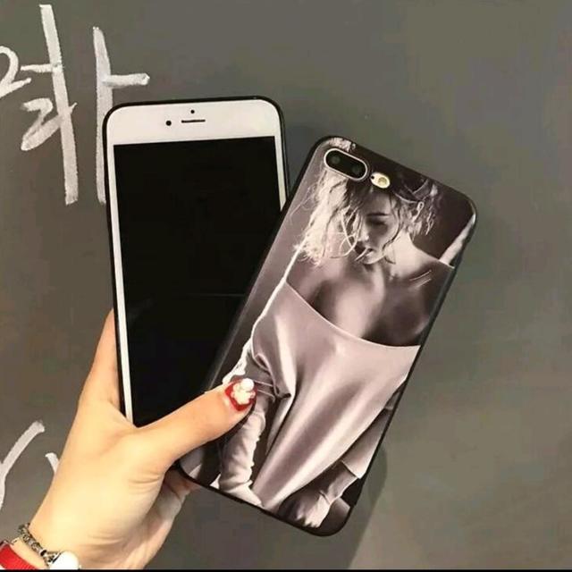 Iphone7 Iphone8 レトロ調 モノクロ セクシー モデル ケースの通販 By スヌーピー S Shop ラクマ