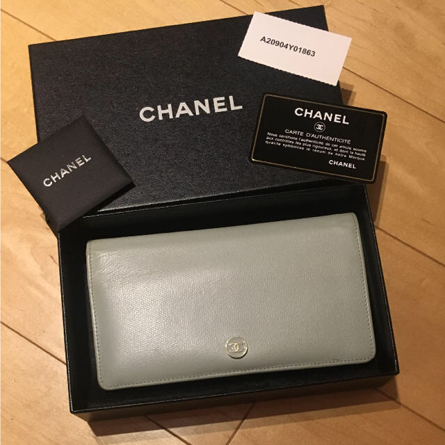 CHANEL(シャネル)のCHANEL   長財布 レディースのファッション小物(財布)の商品写真