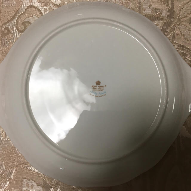 ROYAL ALBERT(ロイヤルアルバート)のロイヤルアルバート  プレート 新品未使用品 インテリア/住まい/日用品のキッチン/食器(食器)の商品写真