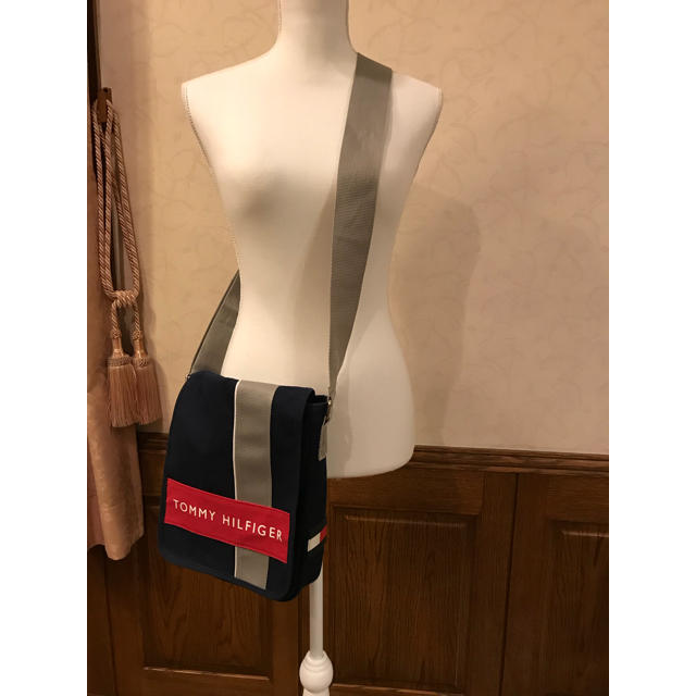 TOMMY HILFIGER(トミーヒルフィガー)のトミーヒルフィガー  バック レディースのバッグ(ショルダーバッグ)の商品写真