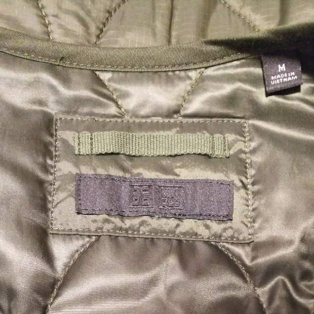 UNIQLO(ユニクロ)のUNIQLO ウォームパデットミリタリージャケット メンズのジャケット/アウター(ミリタリージャケット)の商品写真