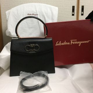 サルヴァトーレフェラガモ(Salvatore Ferragamo)のJessica様専用   取り引き成立商品  フェラガモ  鞄(ハンドバッグ)