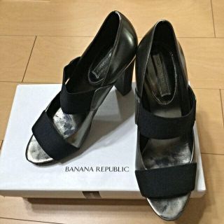 バナナリパブリック(Banana Republic)のBANANA REPUBLIC シューズ(ハイヒール/パンプス)