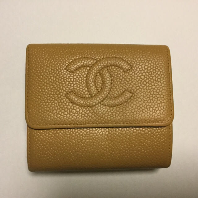 CHANEL(シャネル)のシャネル三つ折り財布 マスタード レディースのファッション小物(財布)の商品写真