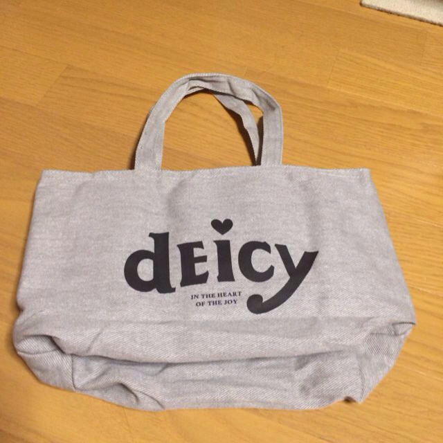 deicy(デイシー)のDEicy特製巾着付きトート レディースのバッグ(トートバッグ)の商品写真