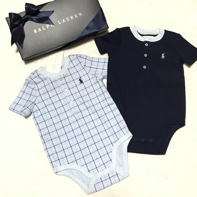 Ralph Lauren(ラルフローレン)の2点セット☆新品✨BABY BOY ボディスーツ 9M/75 キッズ/ベビー/マタニティのベビー服(~85cm)(ロンパース)の商品写真