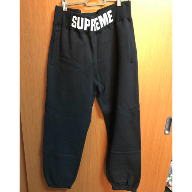 Supreme(シュプリーム)のシュプリーム ロゴ スウェットパンツ メンズのトップス(スウェット)の商品写真