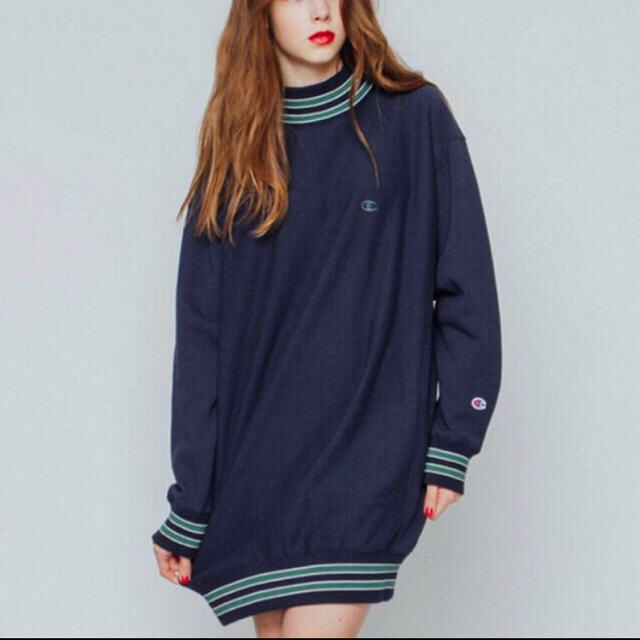 Champion(チャンピオン)の定価11.000円 champion ワンピース レディースのワンピース(ひざ丈ワンピース)の商品写真