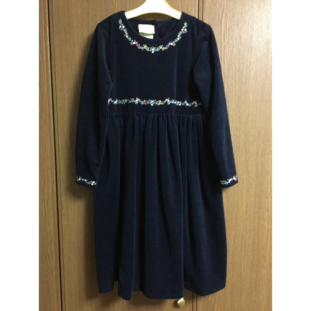 LAURA ASHLEY(ローラアシュレイ)の☆彡  ローラアシュレイ ワンピース キッズ/ベビー/マタニティのキッズ服女の子用(90cm~)(ワンピース)の商品写真