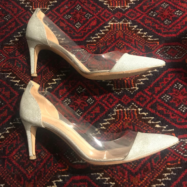 Gianvito Rossi(ジャンヴィットロッシ)のジャンヴィト ロッシ 37 レディースの靴/シューズ(ハイヒール/パンプス)の商品写真