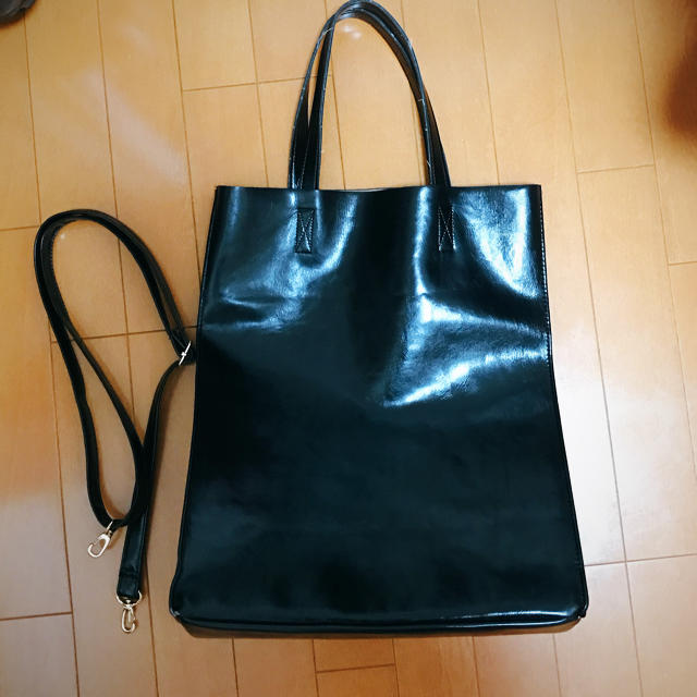 OHOTORO(オオトロ)のohotoro オオトロ レザー ブラック バック レディースのバッグ(トートバッグ)の商品写真