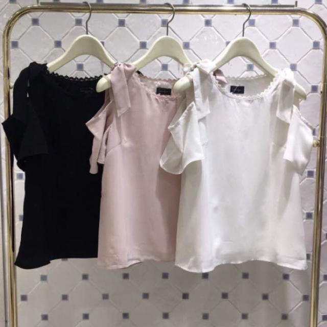MIA様 専用 レディースのトップス(Tシャツ(半袖/袖なし))の商品写真
