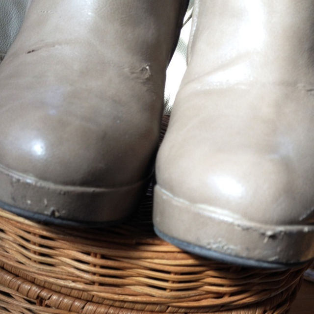 nuovo　ロングブーツ　ヌーヴォ　グレージュ/カモフラ　内側ボア　Mサイズ レディースの靴/シューズ(ブーツ)の商品写真