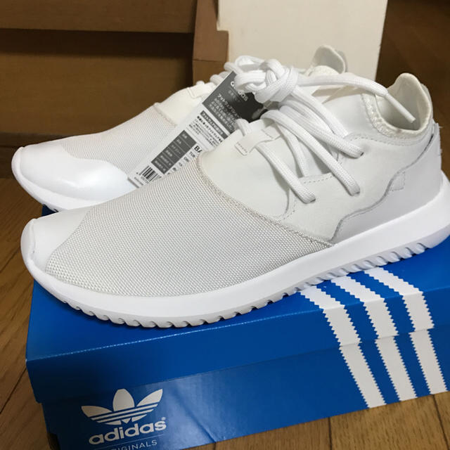 adidas(アディダス)のアディダス チューブラー 24.5 レディースの靴/シューズ(スニーカー)の商品写真