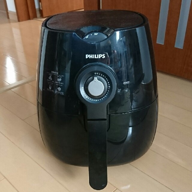 PHILIPS(フィリップス)のPHILIPS ノンフライヤー スマホ/家電/カメラの調理家電(調理機器)の商品写真