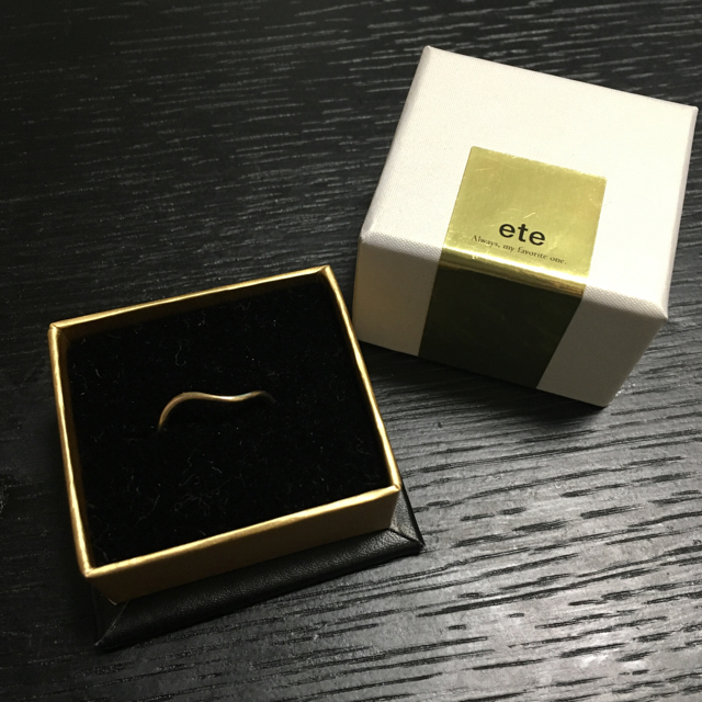 ete(エテ)のエテ レイヤード ウェーブ リング #11 YG レディースのアクセサリー(リング(指輪))の商品写真