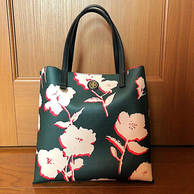 クーポンで半額☆2280円! TORY BURCH 2way花柄ハンドバッグ