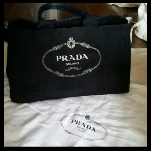 PRADA(プラダ)のPRADA カナパ レディースのバッグ(トートバッグ)の商品写真