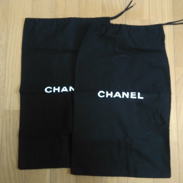 CHANEL(シャネル)のCHANEL　 ブーツの靴袋　2枚　未使用品 レディースのファッション小物(その他)の商品写真