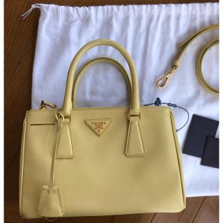 プラダ サフィアーノ バッグ(イエロー/黄色系)の通販 28点 | PRADAの