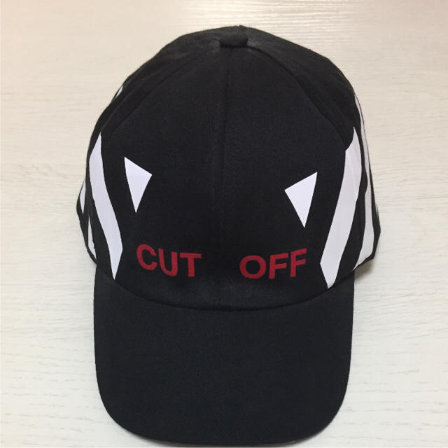 OFF-WHITE(オフホワイト)のOFF-WHITE CUTOFF キャップ メンズの帽子(キャップ)の商品写真