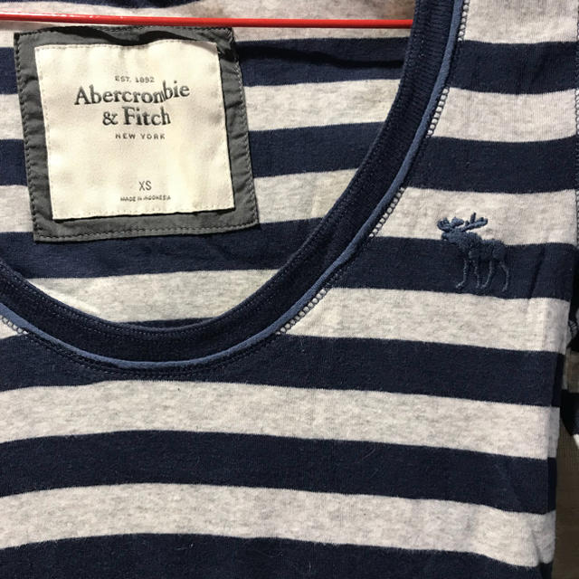 Abercrombie&Fitch(アバクロンビーアンドフィッチ)のアバクロ ボーダーロンT レディースのトップス(Tシャツ(長袖/七分))の商品写真