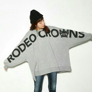 ロデオクラウンズワイドボウル(RODEO CROWNS WIDE BOWL)の今期新作✩RODEO CROWNS✩RCWB✩ビッグロゴbiggyトップス(トレーナー/スウェット)